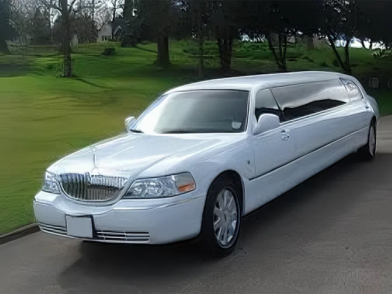 lincoln limousine town car