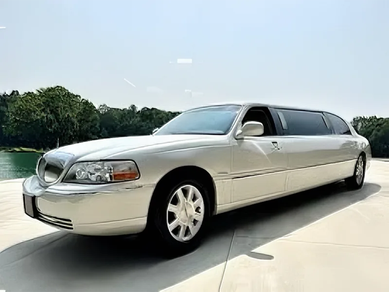 town car stretch limo