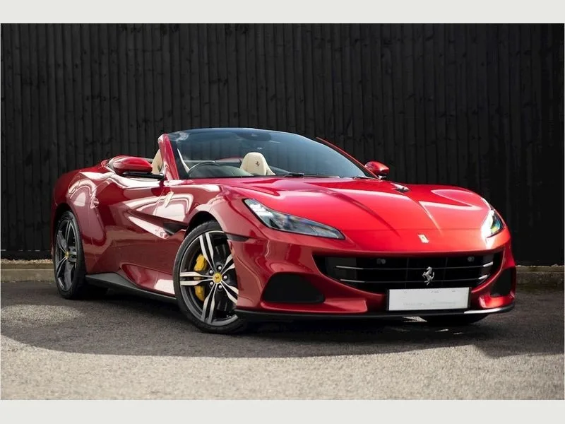 Ferrari Portofino M (Limo Hire) 24