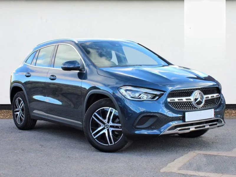 Mercedes Benz GLA Car Rentals