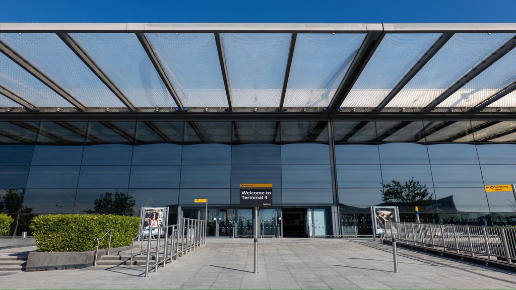 Heathrow Airport Terminal 4 Transfers